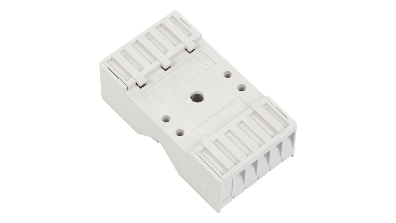 Gniazdo przekaźnika R15 3P PZ11 592001