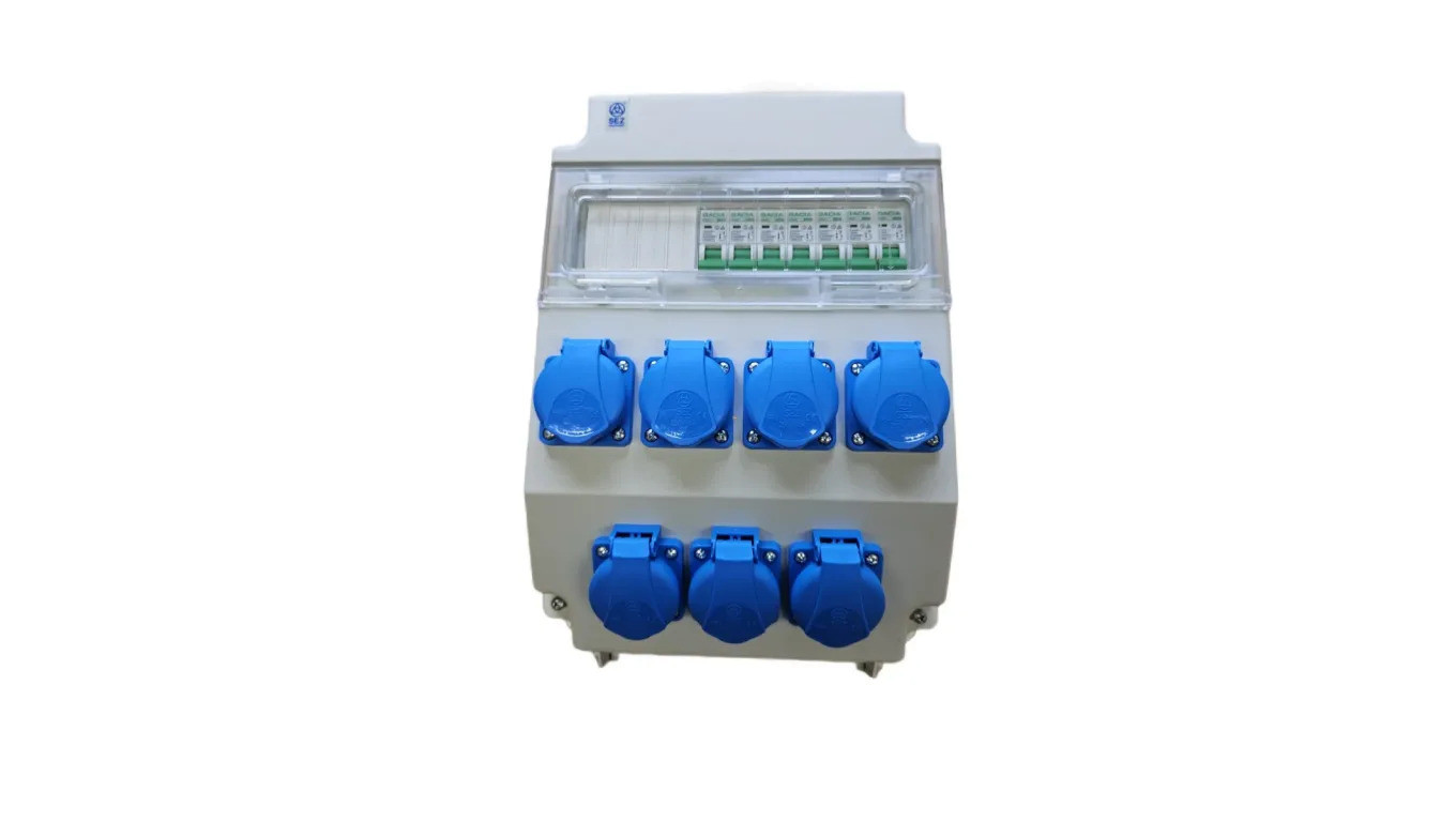 Rozdzielnica elektryczna 7x 230V 3 fazy 95V-3