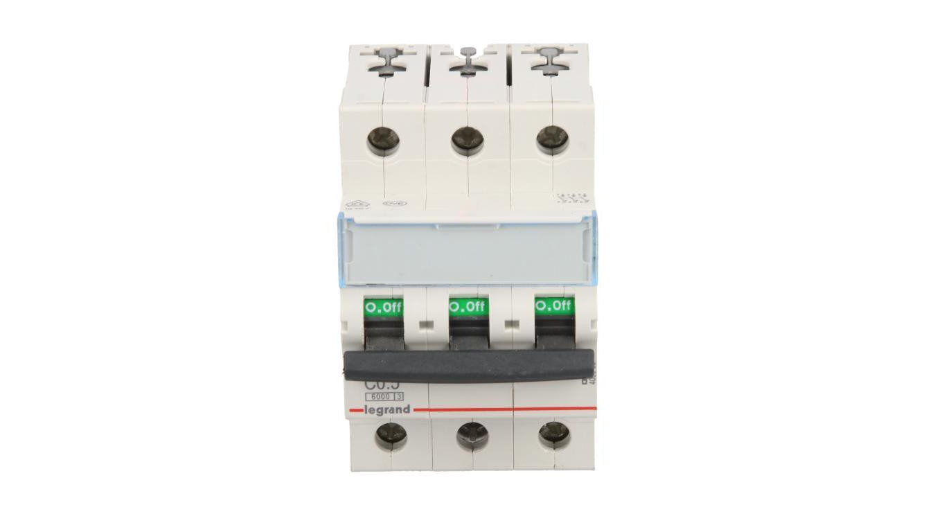 Wyłącznik nadprądowy 3P C 0.5A 6kA AC S303 TX3 403536